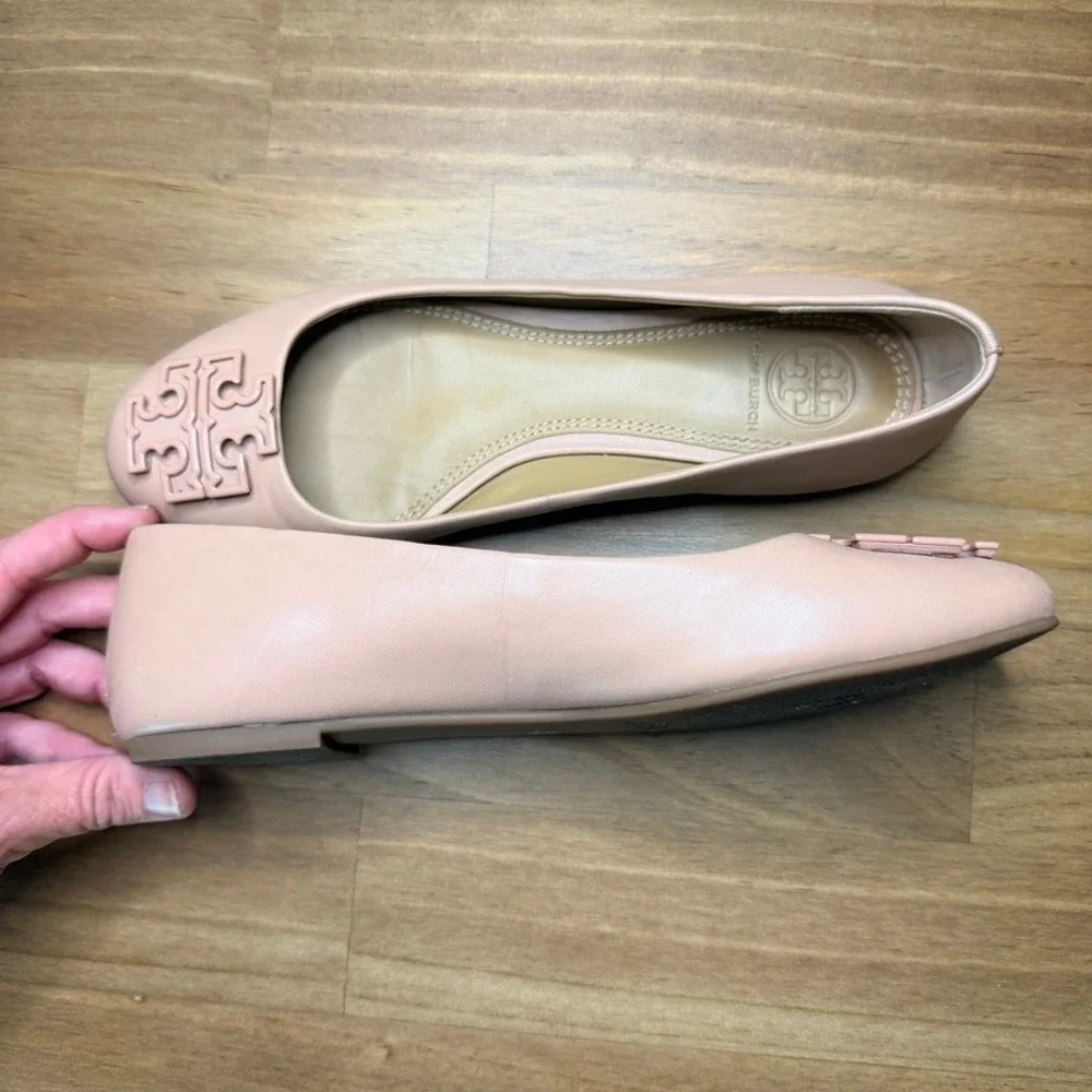 Tory Burch Melinda Multi Logo Ballet Flats Size 5 Makeup Nude Pink Leather
